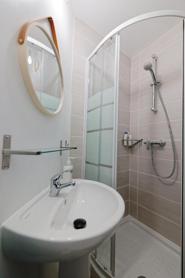 Charmant Studio A 5 Minutes De La Mer A Pied Saint-Nazaire  Exterior photo